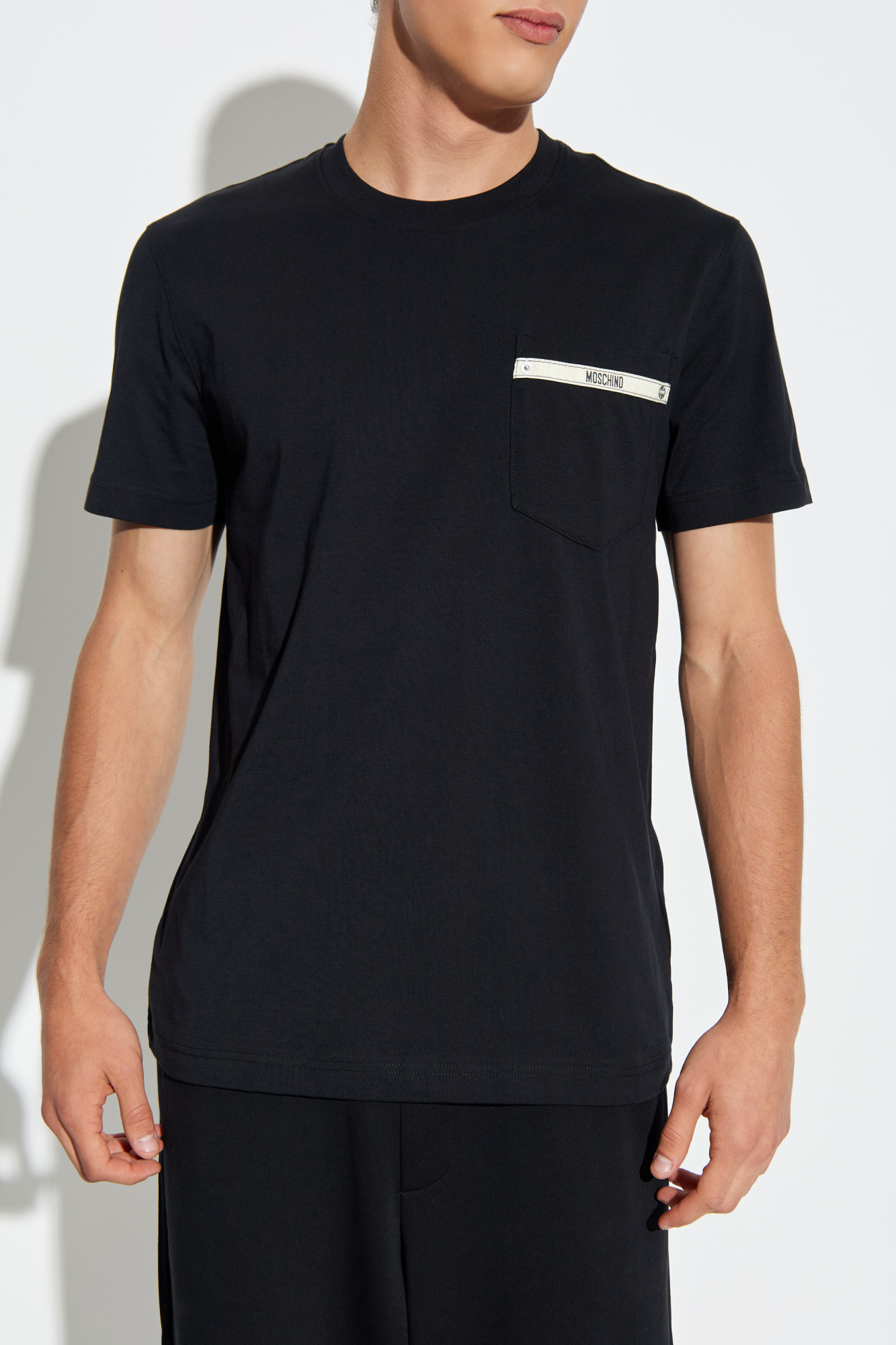 Tシャツ・カットソー Moschino SS25 Moschino Shirts Black (251ZZ0219 02611555) MOSCHINO T-shirts | ViganoBoutique.com